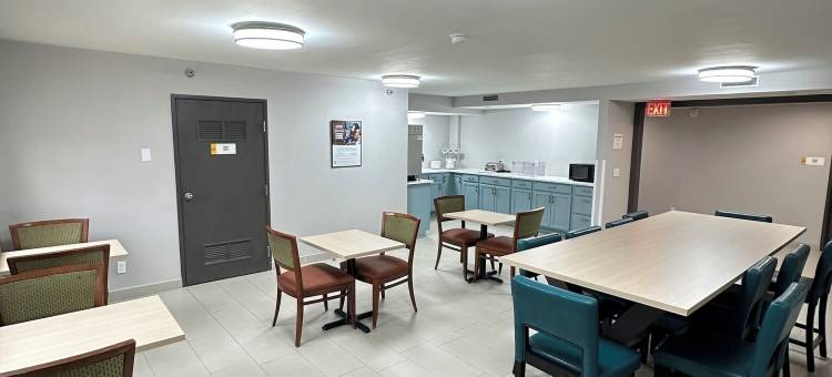 温德姆戴斯曼丹俾斯麦地区酒店(Days Inn by Wyndham Mandan Bismarck Area)图片