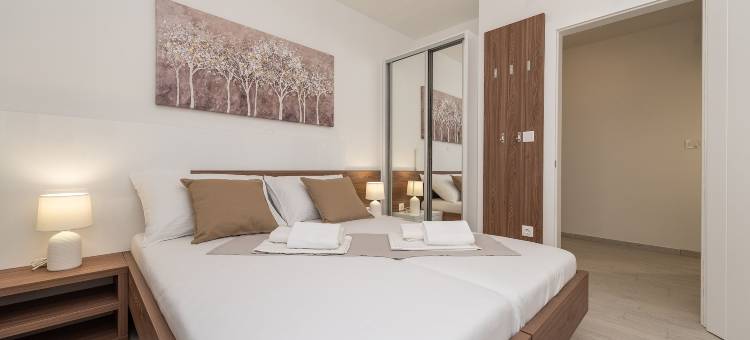 马里斯泳池别墅(Apartments & Rooms Pool Villas Maris)图片