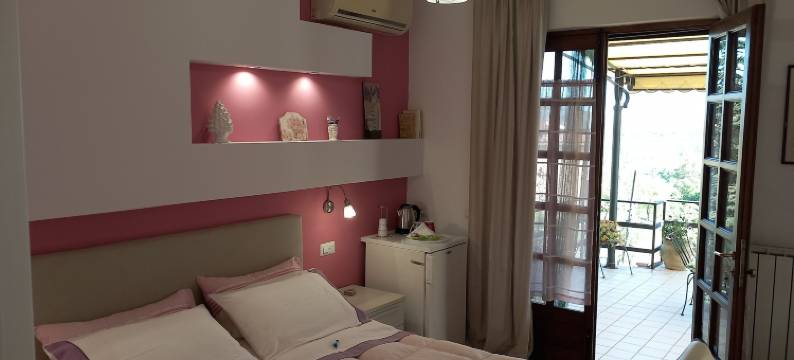 雷提吉亚别墅家庭旅馆(B&B Villa Letizia)图片