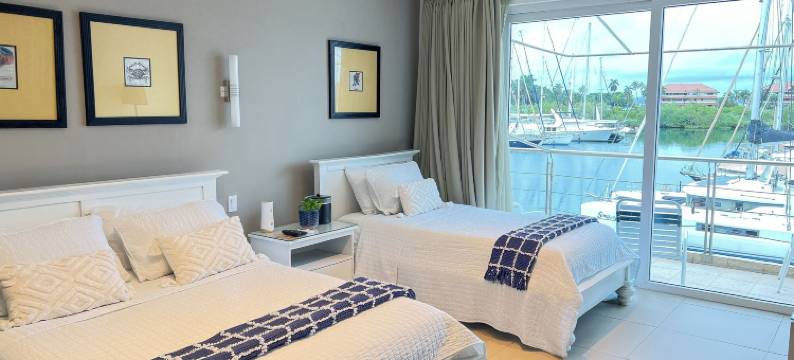 肖特湾码头酒店(Marina Hotel at Shelter Bay)图片