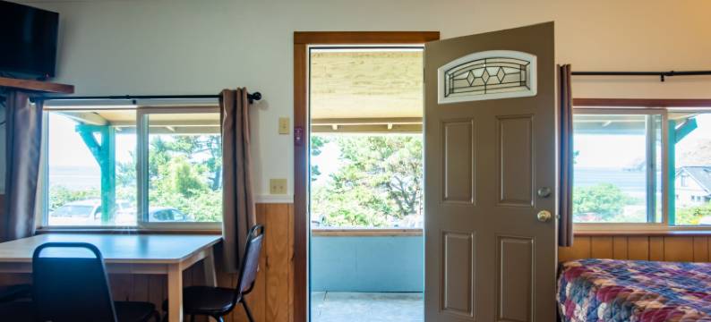 海滨海景小屋(Oceanside Ocean Front Cabins)图片