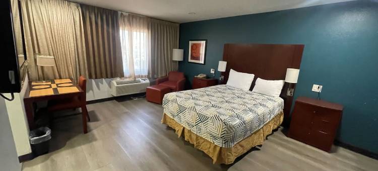 港口旁的旅馆和套房(Portside Inn & Suites)图片