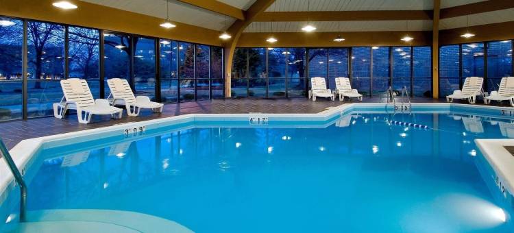 芝加哥希尔顿逸林酒店-阿灵顿高地(DoubleTree by Hilton Hotel Chicago - Arlington Heights)图片