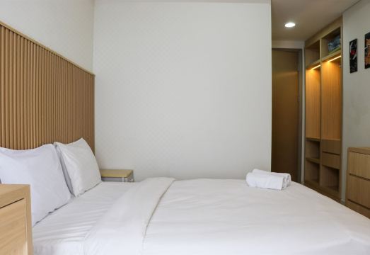 Warm and Elegant 1Br at Gold Coast Apartment by Travelio Hotel Overview