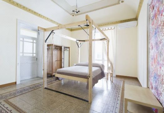 Artisan Maison Hotel Overview