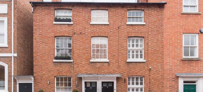 莎士比亚之家,免费停车,市中心地点(Shakespeare House Town Centre Free Parking)图片