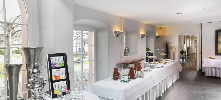 莱纳赫城堡酒店(Schloss Reinach)图片