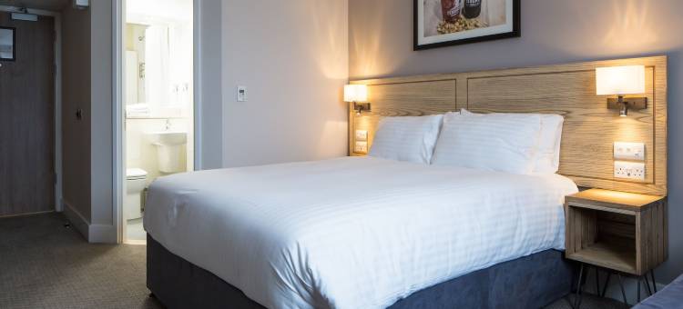 雷文斯克雷夫 - 马瑟威尔马斯顿旅馆(The Raven’s Cliff Lodge by Marston's Inns)图片