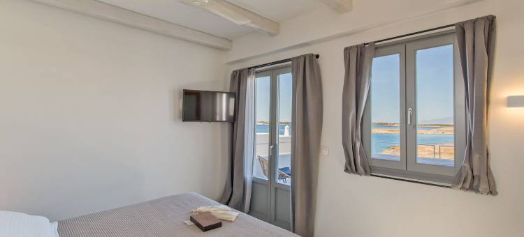帕罗斯角套房(Paros Cape Suites)图片