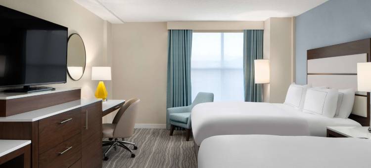 诺福克机场希尔顿逸林酒店(DoubleTree by Hilton Hotel Norfolk Airport)图片