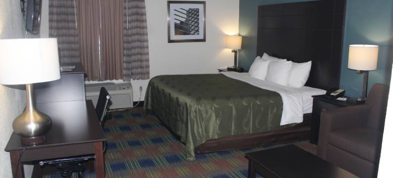 北威农 50 号高速公路附近凯艺酒店(Quality Inn North Vernon)图片