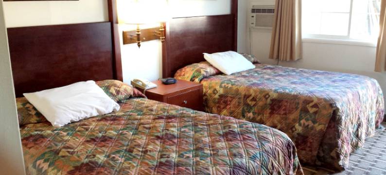 行政套房旅馆(Executive Inn & Suites)图片