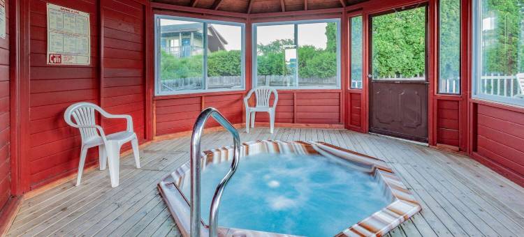 圣伊尼亚斯湖滨戴斯套房酒店(Days Inn & Suites by Wyndham St. Ignace Lakefront)图片