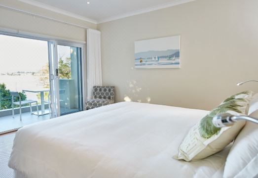 Number Eleven Self-Catering Villa Hotel Overview