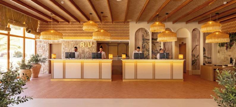 里乌宫殿酒店拉莫拉(Hotel Riu Palace la Mola)图片