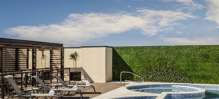 奎雷塔罗嘉年华快捷酒店(Fiesta Inn Express Queretaro Constituyentes)图片