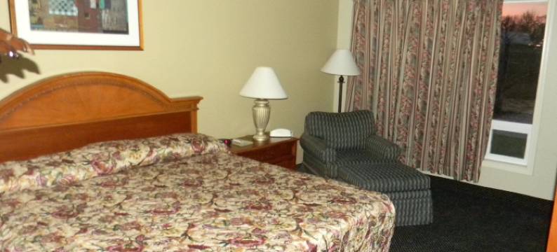 森彻利亚湖景旅馆(Lakeview Inn Centralia)图片