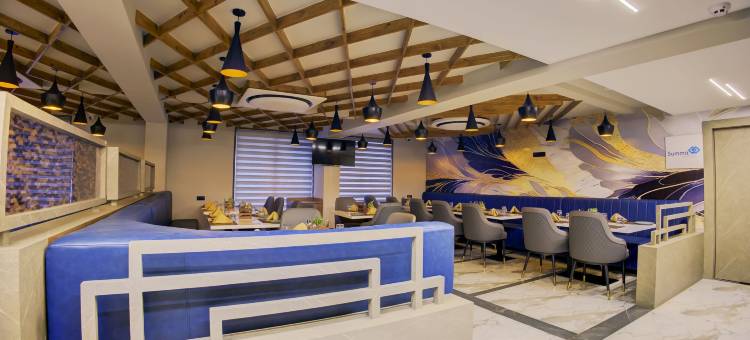 科泽特马哈德(Cozzet Mahad)图片