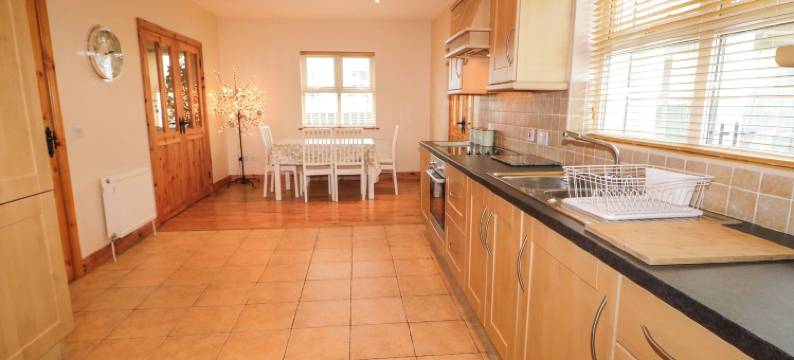 46 邓纳林(46 Dunalinn)图片