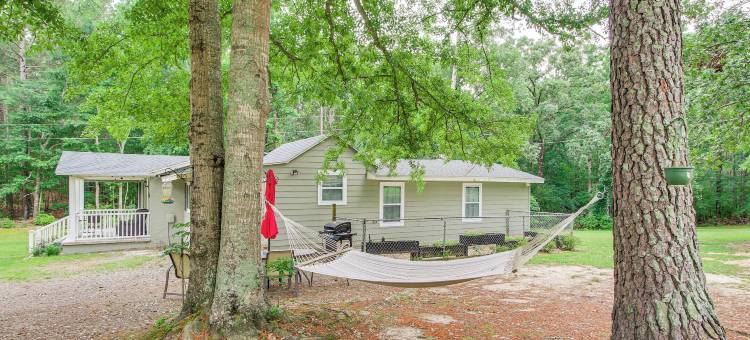 距萨凡纳河通道4英里：带火坑的家(4 Mi to Savannah River Access Home with Fire Pit)图片