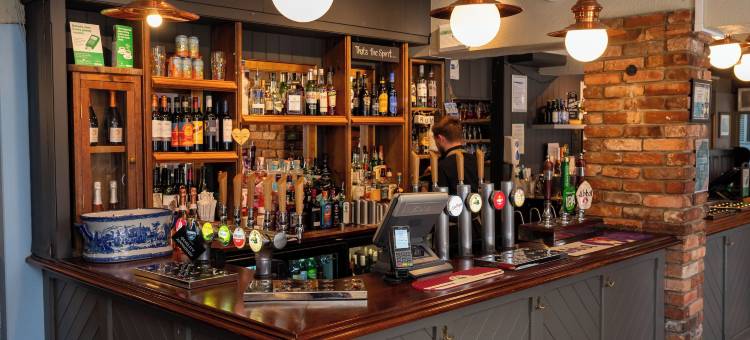 鹿角酒店 - 格林国王旅馆(Antelope by Greene King Inns)图片