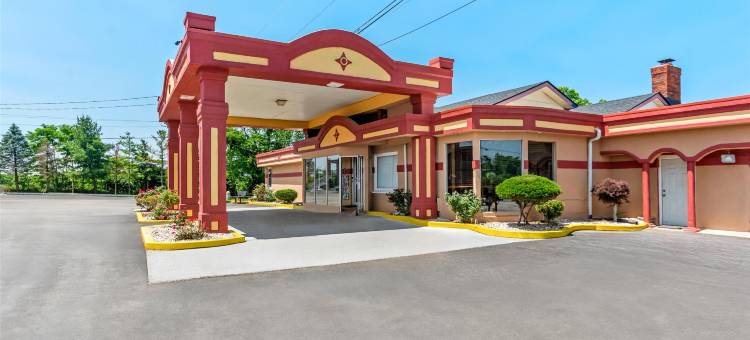 威廉斯敦美洲最佳价值套房酒店(Americas Best Value Inn and Suites Williamstown)图片