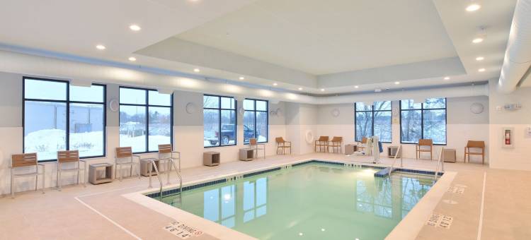 梅诺莫尼欢朋套房酒店(Hampton Inn & Suites Menomonie)图片