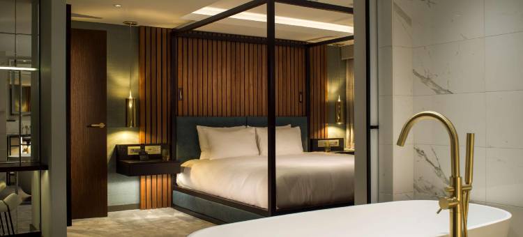 中八(Middle Eight)图片