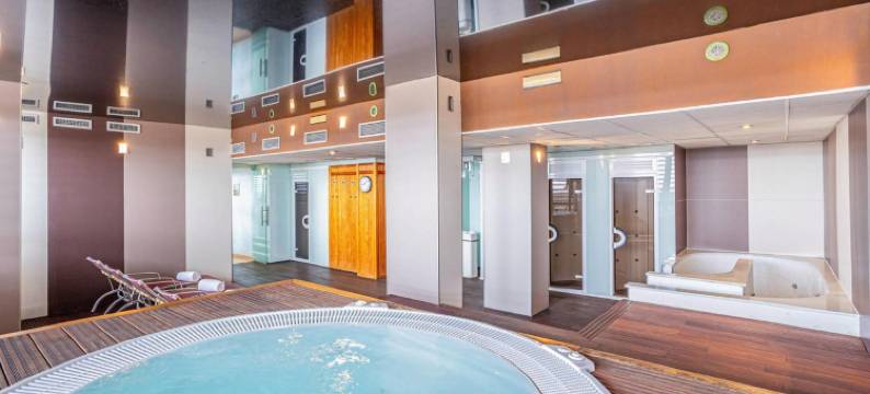 拉斯阿特斯酒店(Sercotel Las Artes Pinto)图片