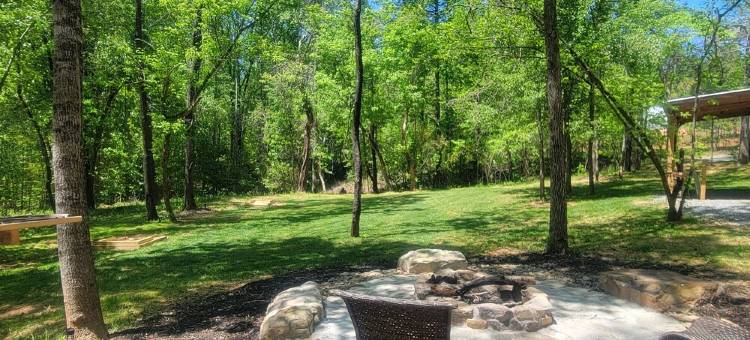 The Stone - Modern Cabin on 40+ Acres, 10 Mins from Tryon Equestrian Center Tiec图片