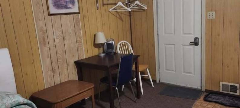 加尔莱克山林小屋汽车旅馆(GULL LAKE LODGE MOTEL)图片