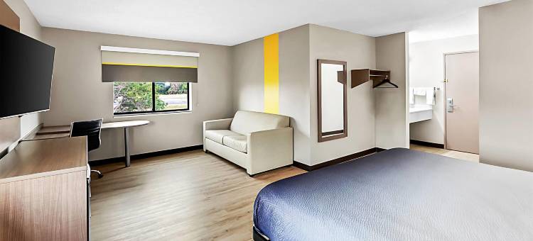 Super 8 by Wyndham Marston图片