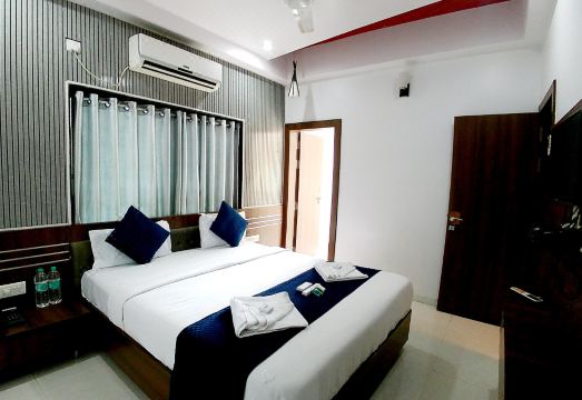Hotel Kiara Govind ParkHotel Overview