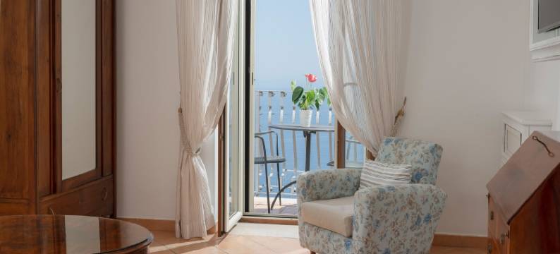 Villa in Nocelle with Amalfi Coast Views图片