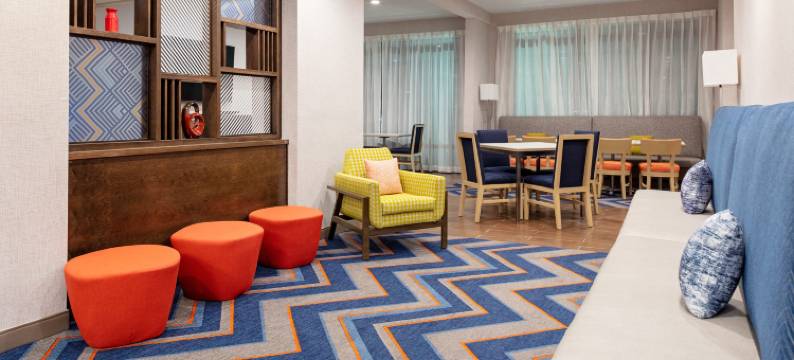 希尔顿欢朋酒店-城堡石(Hampton Inn Castle Rock)图片