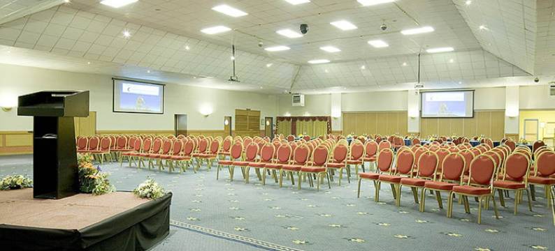 Holiday Inn 伍尔弗汉普顿(Holiday Inn WOLVERHAMPTON - RACECOURSE by IHG)图片