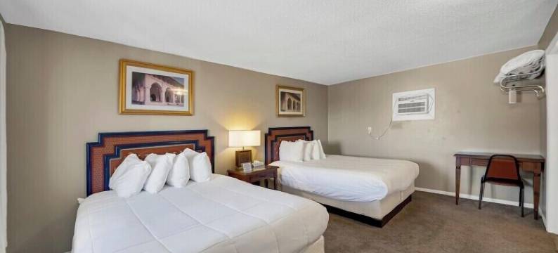 Badlands酒店和露营地(Badlands Hotel & Campground)图片