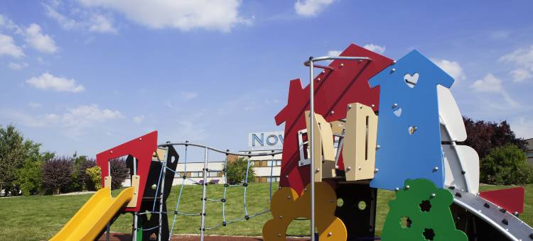 兰斯蒂恩奎克斯诺富特酒店(Novotel Reims Tinqueux)图片