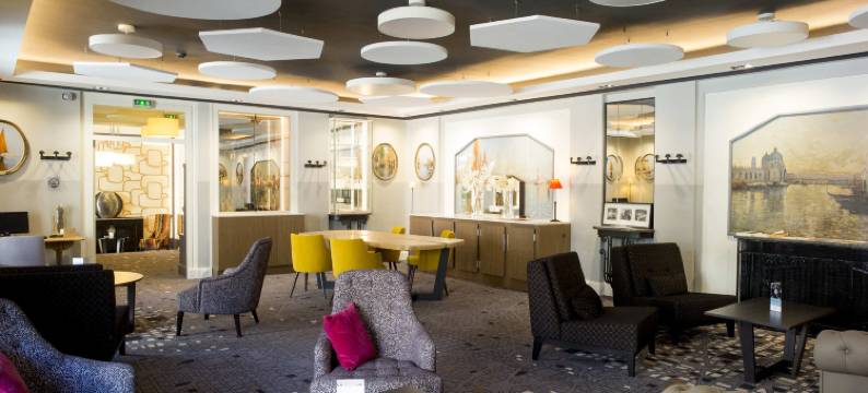 4 星级的罗德兹大教堂美居酒店和美居公寓酒店(Mercure Rodez Cathédrale &Résidence Managed by Mercure Rodez)图片