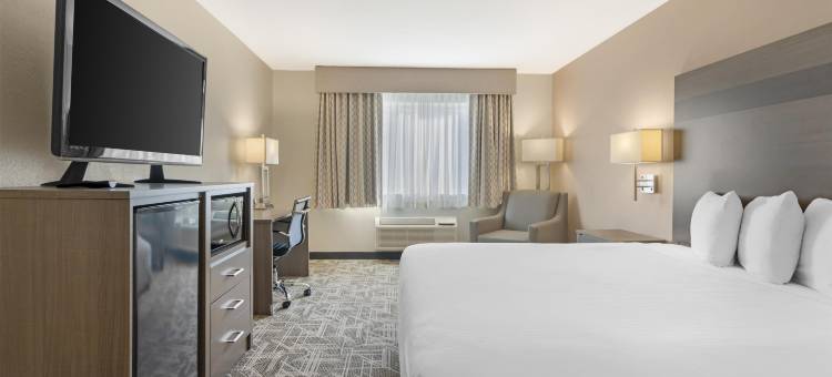 凯托曼市贝斯特韦斯特套房酒店(Best Western Kettleman City Inn  Suites)图片