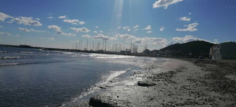 尤利比休酒店(U Libecciu)图片