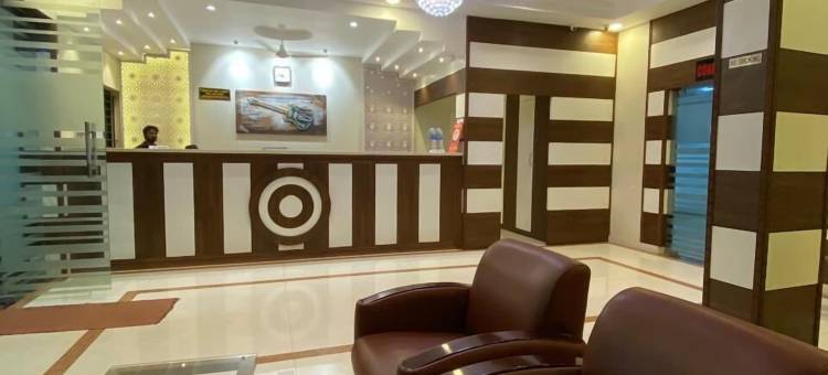 广场大道酒店(Hotel Plaza Avenue)图片