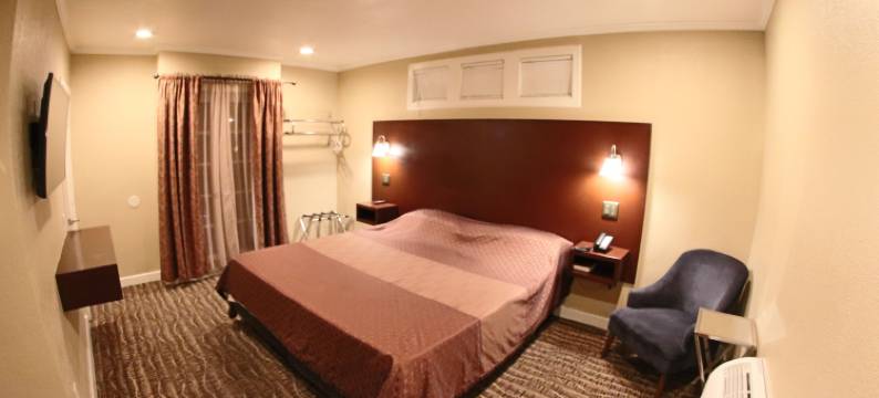 圣克鲁兹里布旅馆(Santa Cruz Inn Riverside)图片