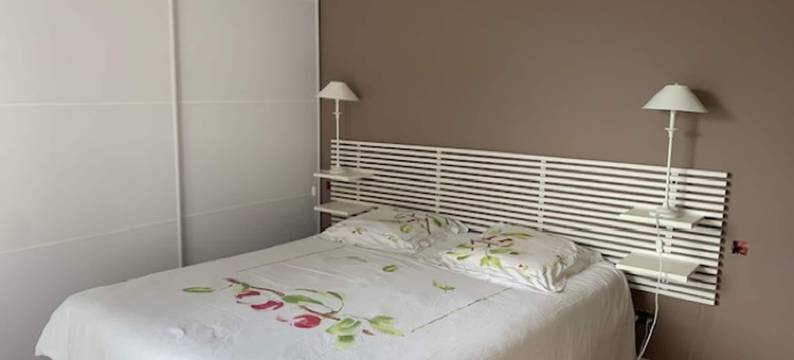 Villa in Céreste with Private Pool图片