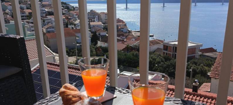 带热水浴缸的 Sutalo 公寓(Apartment Sutalo with Hot Tub)图片