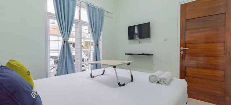 厄本维尤霍特尔纳卡夏布朗朗(Urbanview Hotel Nakasya Burangrang)图片