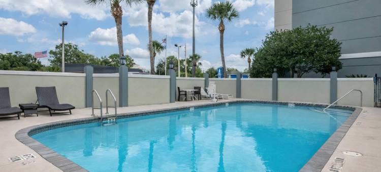 贝梅度斯靠近巴特勒大道舒适套房酒店(Comfort Suites Baymeadows Near Butler Blvd)图片