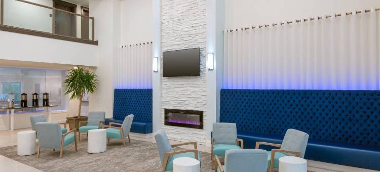 萨拉索塔县Coral Pointe，阿桑德连锁酒店(Coral Pointe Sarasota, an Ascend Collection Hotel)图片
