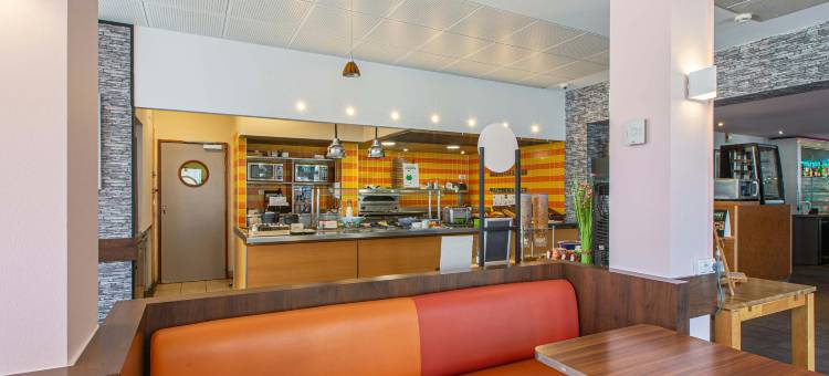 B&B HOTEL 沙特尔中心大教堂(B&B Hotel Chartres Centre Cathédrale 3 étoiles)图片