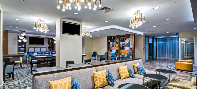 波士顿布鲁克林-长木医学区Homewood Suites by Hilton(Homewood Suites by Hilton Boston Brookline-Longwood Medical)图片